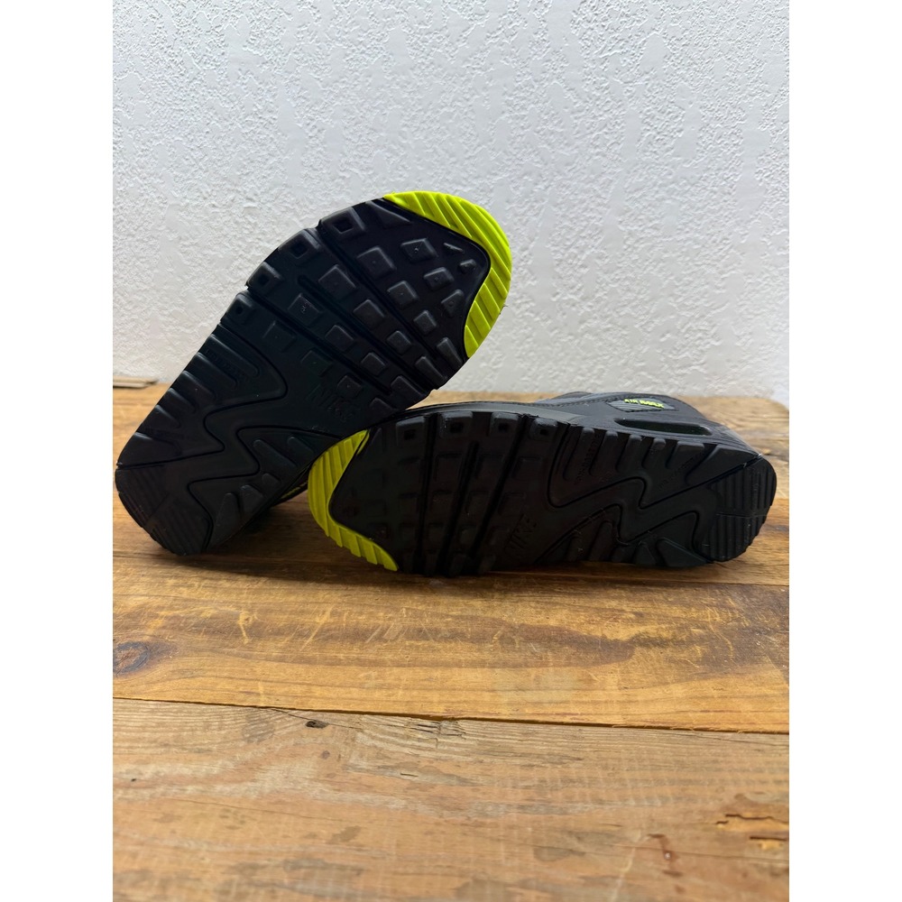 Nike Air Max 90 Anthracite Volt Grey Neon Kids Running Shoes HJ9200-001 Size 4Y - Picture 7 of 8